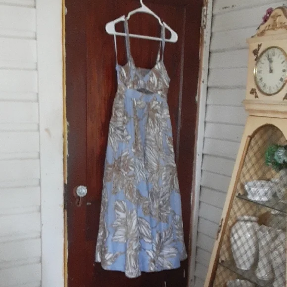 sachin and babi light blue dress Banana Republic | Dresses | Banana Republic Blue And White Spaghetti Strap  Maxi Sundress With Pockets Sz 2
